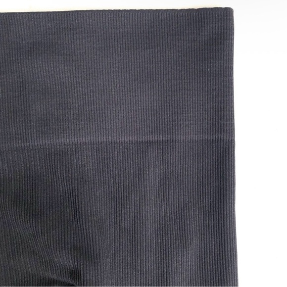 SPANX Ribbed High-Waisted Black Leggings - Picture 3 of 5